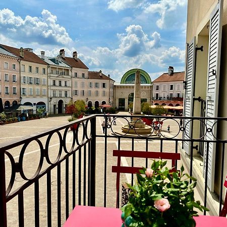 Appt Vue Place De Toscane - 4Min Disneyland-Paris Серри Экстерьер фото