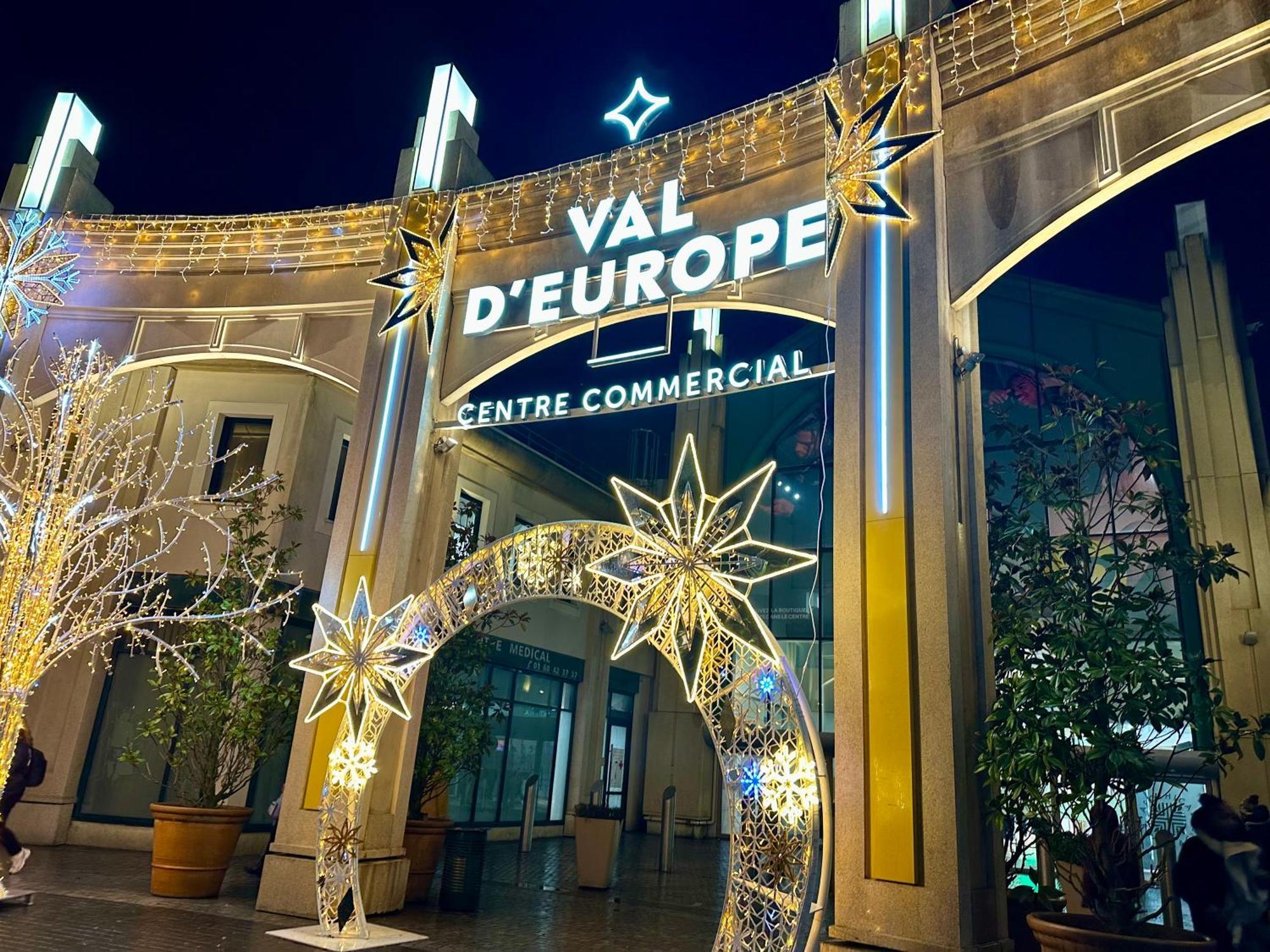 Appt Vue Place De Toscane - 4Min Disneyland-Paris Серри Экстерьер фото